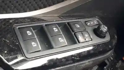 Second-hand car spare part LEFT FRONT POWER WINDOW SWITCH for TOYOTA C-HR (X10)  OEM IAM references 84040F4020  