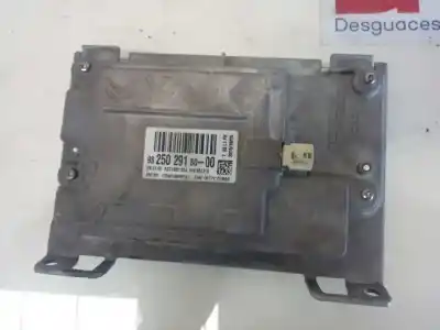 Recambio de automóvil de segunda mano de pantalla multifuncion para peugeot 208 access referencias oem iam   