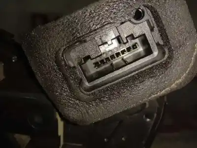 Автозапчастина б/у замок передній праві двері для volkswagen caddy ocio beach bmt посилання на oem iam   