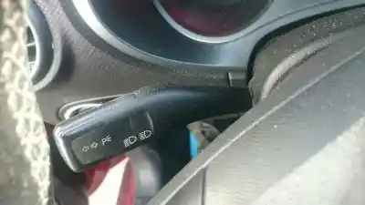 Peça sobressalente para automóvel em segunda mão comutador de piscas  por seat leon (1p1) comfort limited referências oem iam 1k0953513