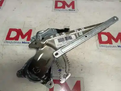 Автозапчастина б/у РЕГУЛЯТОР СКЛА ЗАДНЬОГО ПРАВОГО для MITSUBISHI L 200  Посилання на OEM IAM AE2621006120  