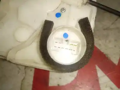 Автозапчастина б/у замок передній праві двері для mitsubishi l 200 basis club cab 4wd посилання на oem iam 5715a970  