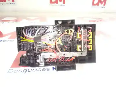 Pezzo di ricambio per auto di seconda mano scatola relè/fusibili per opel mokka x mokka x 1.3 i riferimenti oem iam 1712212528  
