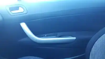 Автозапчасти б/у обивка передней правой двери за peugeot 308 confort ссылки oem iam 