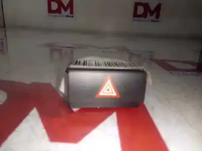 Peça sobressalente para automóvel em segunda mão interruptor 4 piscas - emergência por toyota proace verso 1.6 d-4d cat referências oem iam 9809181677