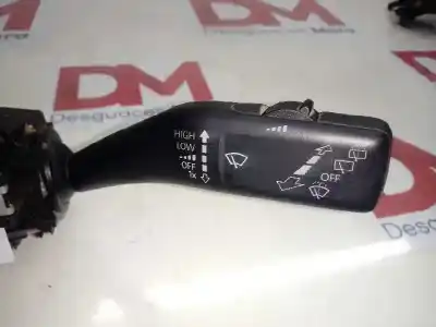 Peça sobressalente para automóvel em segunda mão comutador de piscas  por skoda rapid 1.2 8v tsi referências oem iam 6era953501h  