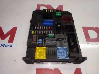 Second-hand car spare part FUSE BOX UNIT for PEUGEOT 308  OEM IAM references 981985128001  
