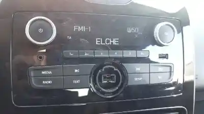 Second-hand car spare part audio system / radio cd for renault clio iv business oem iam references sarrcivk9ke606