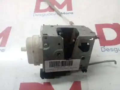 Автозапчастина б/у замок передніх дверей лівий для audi a8 (d2) 2.5 tdi посилання на oem iam cpdiad294  