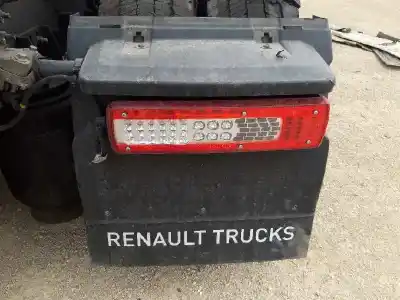 Pièce détachée automobile d'occasion feu arrière droit pour renault high t 520 références oem iam   