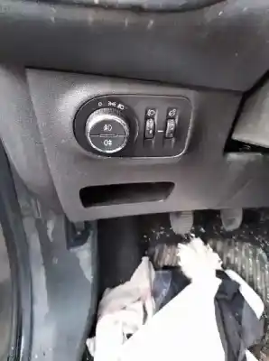 Pezzo di ricambio per auto di seconda mano controllo della luce per opel corsa d expression riferimenti oem iam 13470445