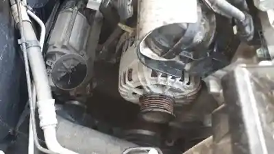 Second-hand car spare part alternator for opel astra j lim. selective oem iam references 13586366