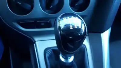 Peça sobressalente para automóvel em segunda mão botão da alavanca de velocidades por ford focus lim. (cb8) ambiente referências oem iam 
