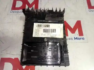 Pezzo di ricambio per auto di seconda mano scatola relè/fusibili per volkswagen caddy profesional (sa) (03.2015) dfs riferimenti oem iam 1k0937125d  