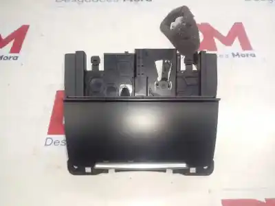 Peça sobressalente para automóvel em segunda mão cinzeiro por audi q5 (8r) 2.0 tdi advance quattro (130kw) referências oem iam 