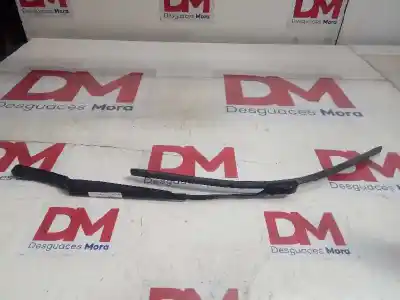 Second-hand car spare part left front windshield wiper arm for opel astra j lim. 1.7 16v cdti oem iam references 
