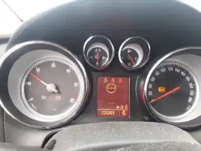 Second-hand car spare part dashboard for opel astra j lim. 1.7 16v cdti oem iam references 13336484