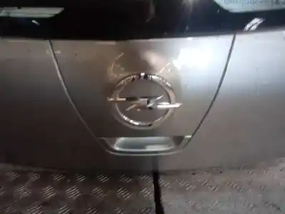 Second-hand car spare part tailgate back door handle for opel astra j lim. 1.7 16v cdti oem iam references 