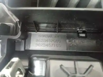 Peça sobressalente para automóvel em segunda mão comando de sofagem (chauffage / ar condicionado)  por peugeot 208 (p2) active referências oem iam 9823457080  
