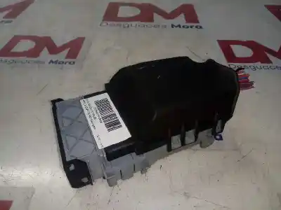 Second-hand car spare part fuse box unit for opel zafira tourer expression oem iam references 13222786  