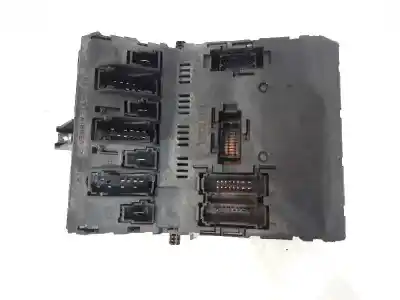 Gebrauchtes Autoersatzteil relais sicherungskasten multifunktionsrelais zum renault megane i classic (la0) 1.4e rn oem-iam-referenzen 7703207182h  