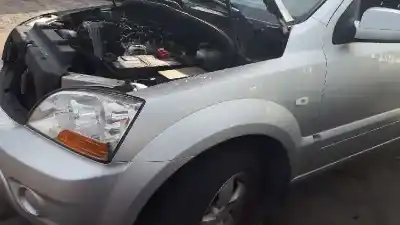 Second-hand car spare part left front fin for kia sorento (bl) (2002->) 2.5 crdi oem iam references   mostrador 13/9/23