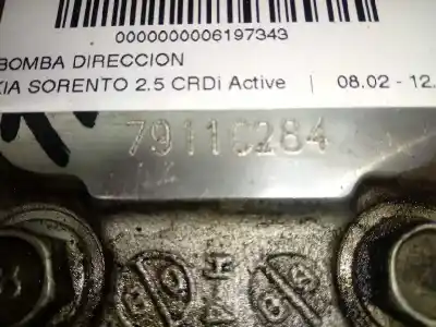 Pezzo di ricambio per auto di seconda mano pompa sterzo per kia sorento (bl) (2002->) 2.5 crdi riferimenti oem iam 2911c284