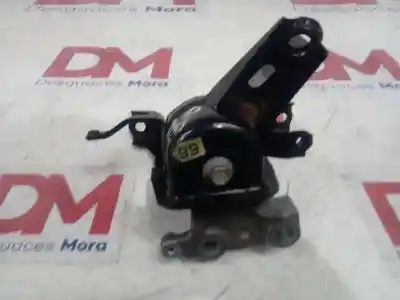 Second-hand car spare part right engine support for toyota auris hybrid active oem iam references   