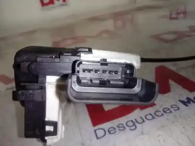 Second-hand car spare part left front door lock for citroen c3 collection oem iam references   