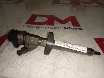 Second-hand car spare part injector for renault master ii phase 2 combi 2.2 diesel oem iam references 8200084534  