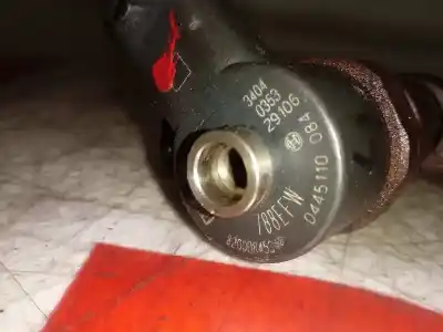 Second-hand car spare part injector for renault master ii phase 2 combi 2.2 diesel oem iam references 8200084534  