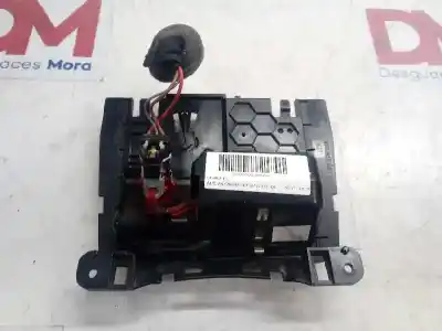 Автозапчастина б/у попільничка для audi a5 cabriolet (8f7) 3.0 tdi посилання на oem iam 8k0857951  