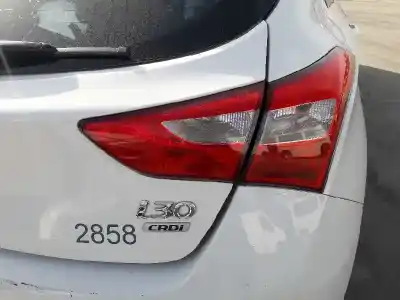 Peça sobressalente para automóvel em segunda mão farolim interior traseiro direito por hyundai i30 (gd) classic referências oem iam 