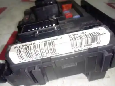 Second-hand car spare part fuse box unit for citroen berlingo 1.9 d multispace oem iam references 9650618580  