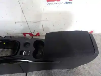 Pezzo di ricambio per auto di seconda mano bracciolo centrale per renault kadjar business riferimenti oem iam   