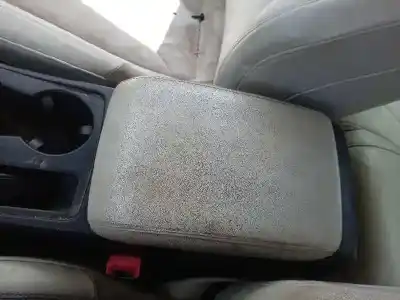 Автозапчастина б/у центральний подлокник для audi a5 coupe (8t) 2.7 tdi посилання на oem iam 