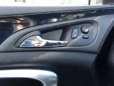 Tweedehands auto-onderdeel binnenhandgreep links voor voor opel insignia berlina excellence oem iam-referenties 