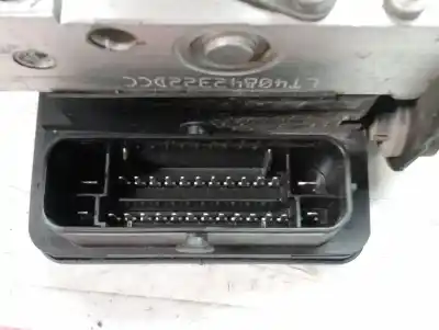 Peça sobressalente para automóvel em segunda mão abs por skoda spaceback (5h) active referências oem iam 6r0614517bd  