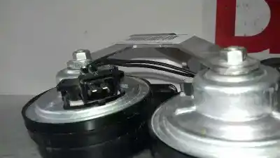 Second-hand car spare part horn for renault captur adventure oem iam references   