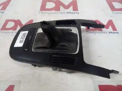 Автозапчасти б/у накладка рычага передач за audi a5 coupe (8t) 2.7 tdi ссылки oem iam 8k0864261  