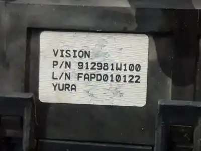 Pièce détachée automobile d'occasion boîtes à fusibles pour kia rio (ub) concept 84 cv / 62 kw références oem iam 919521w330  