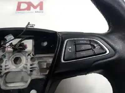 Second-hand car spare part steering wheel for ford focus lim. ambiente oem iam references   
