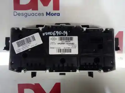 Peça sobressalente para automóvel em segunda mão quadrante por renault captur life referências oem iam 248104403r  