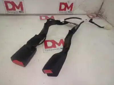 Second-hand car spare part right rear seat belt buckle for toyota hilux oem iam references 