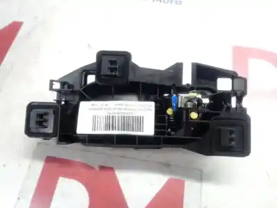 Peça sobressalente para automóvel em segunda mão puxador interior dianteiro direito por peugeot 208 (p2) active referências oem iam 98201552