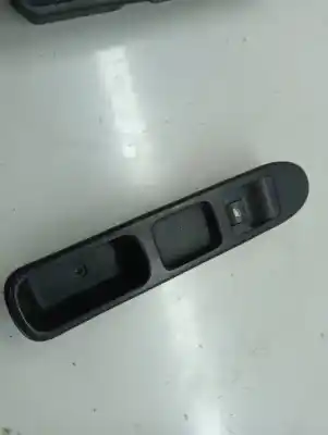 Peça sobressalente para automóvel em segunda mão botão / interruptor elevador vidro dianteiro direito por peugeot 307 (s1) xr referências oem iam 