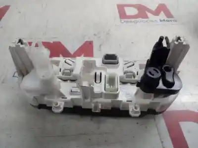 Peça sobressalente para automóvel em segunda mão comando de sofagem (chauffage / ar condicionado)  por renault captur life referências oem iam 272704701r  