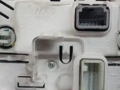 Peça sobressalente para automóvel em segunda mão comando de sofagem (chauffage / ar condicionado)  por renault captur life referências oem iam 272704701r  