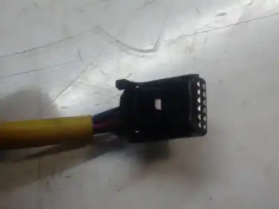 Peça sobressalente para automóvel em segunda mão espelho retrovisor esquerdo por renault captur life referências oem iam   