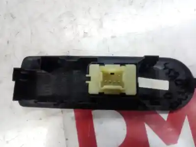 Second-hand car spare part right front power window switch for renault captur zen oem iam references   